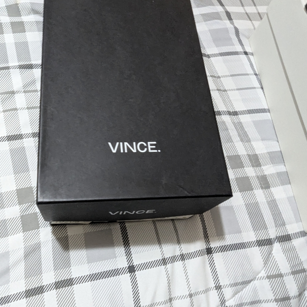 Vince Black Shoe Box